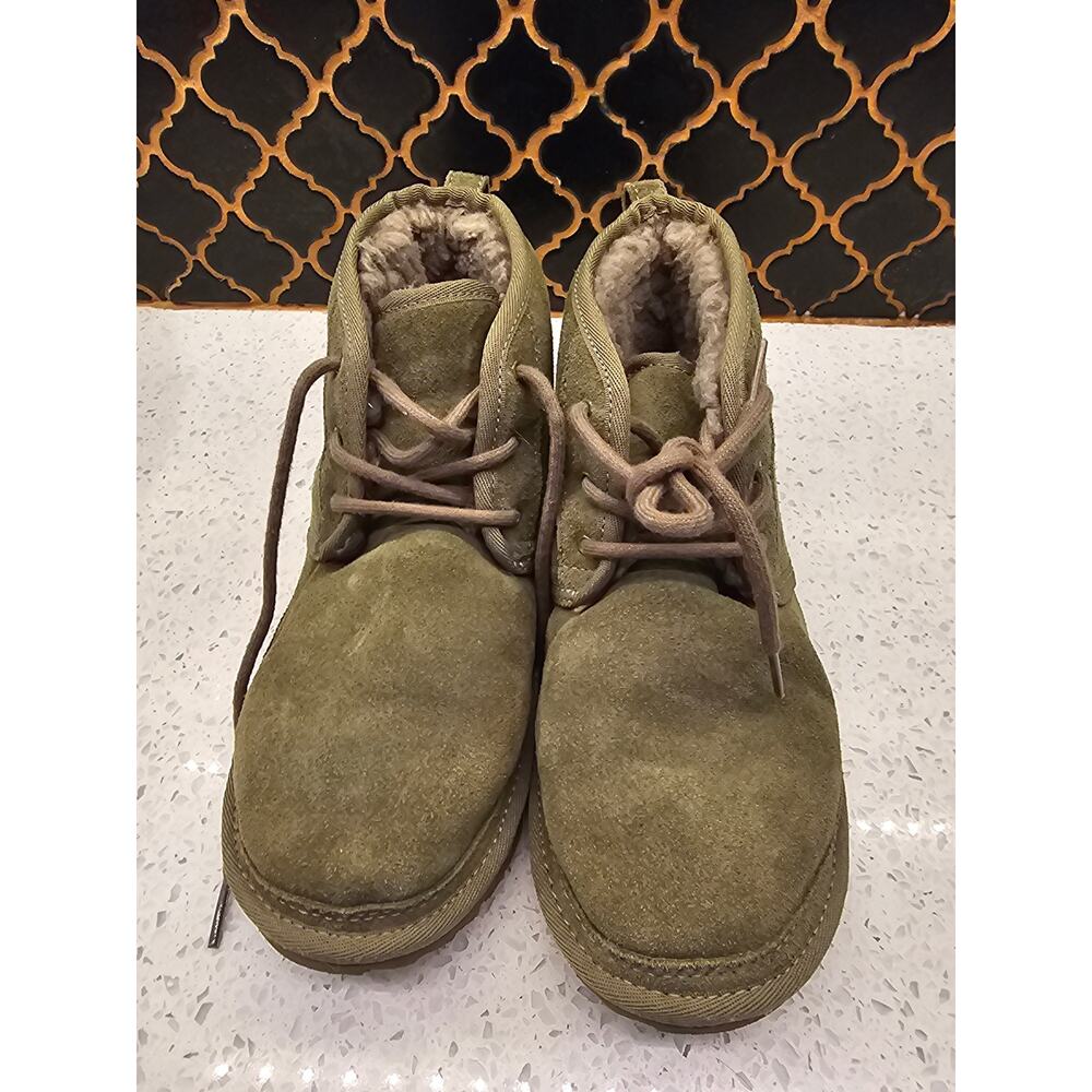 UGG Neumel II Women’s Chukka Boots – Olive – Soft Suede – Cozy Luxe – Authentic - Picture 4 of 6